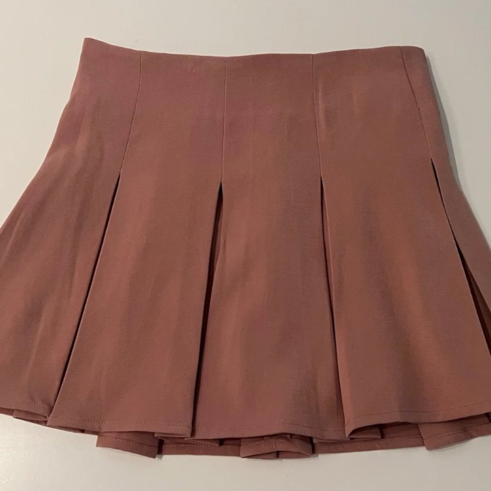 Forever 21 Pink Pleated Skirt
